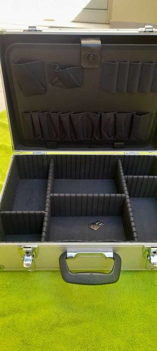 Mala ferramentas em aluminio