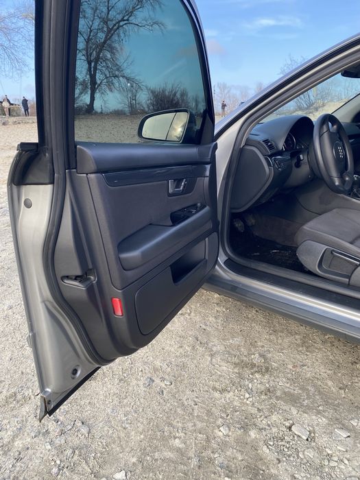 Продам ауді а4 б6 2003 рік