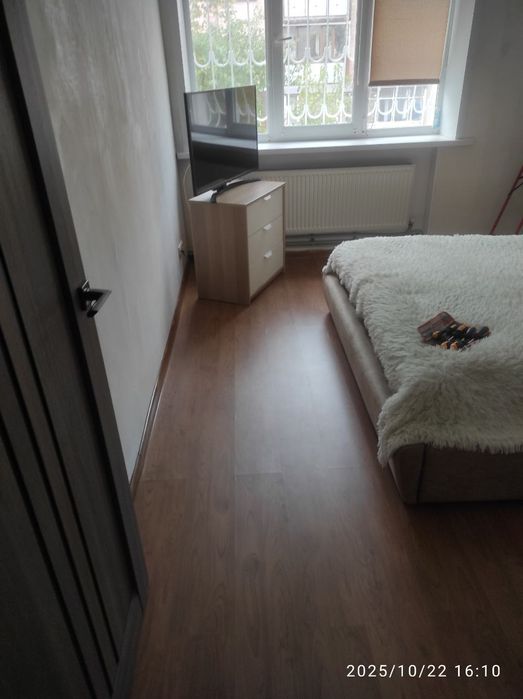 Ламінат б/у на 12 кв