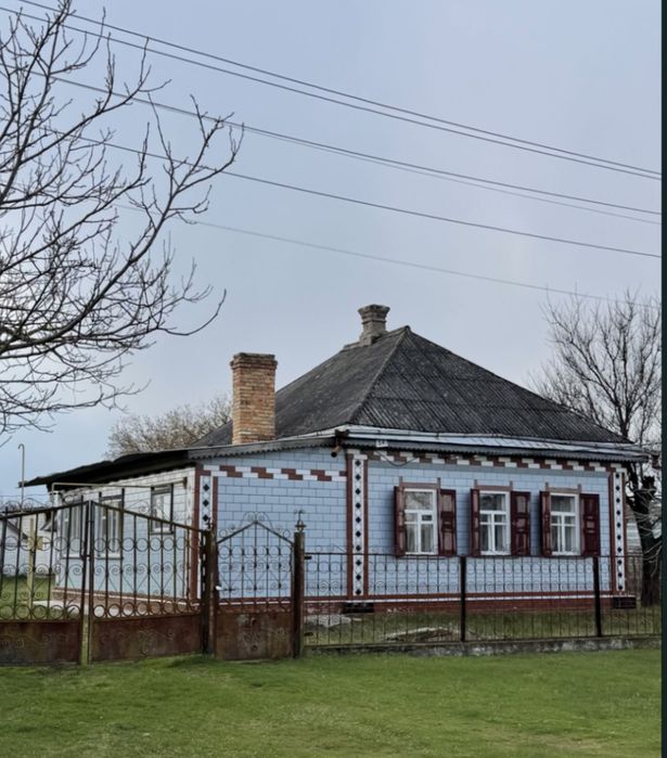 Продам 4 кімнатний будинок з газом