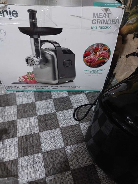 мясорубка Gorenje новая