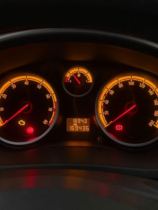 Opel corsa veículo