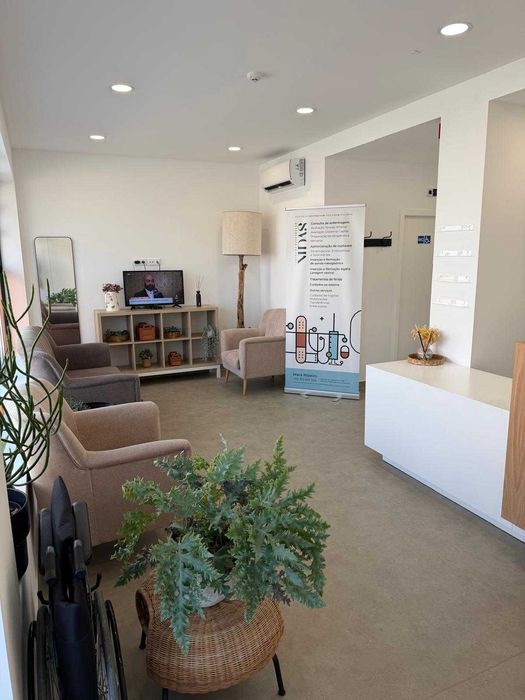 Centro de Enfermagem / Clínica Médica Licenciada ERS – Totalmente Equipada | Freixo de Cima | Amarante