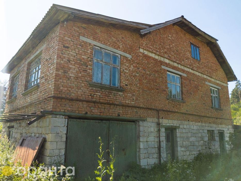 Продаж ділянки з будинком 50 сот. с. Миролюбівка