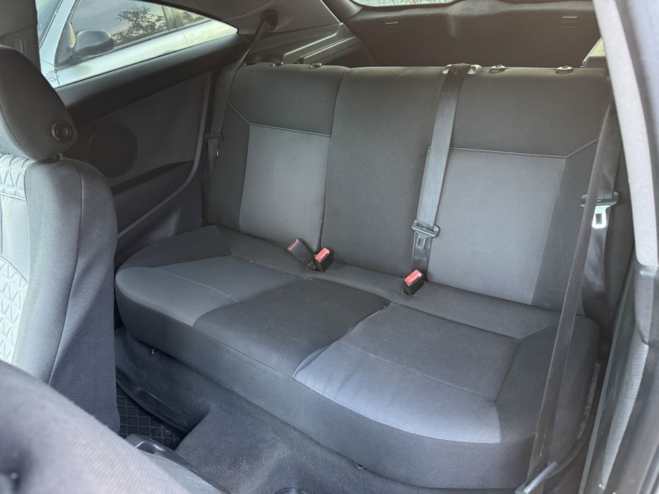 Продам Опель Астра 1.6