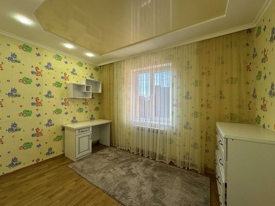 Продам сучасний напів особняк (дуплекс) з ремонтом в м.Тисмениця