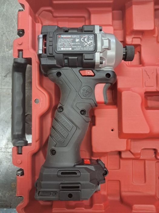 Wkrętarka / dokrętarka Parkside Performance Brushless – mocna, nie używana