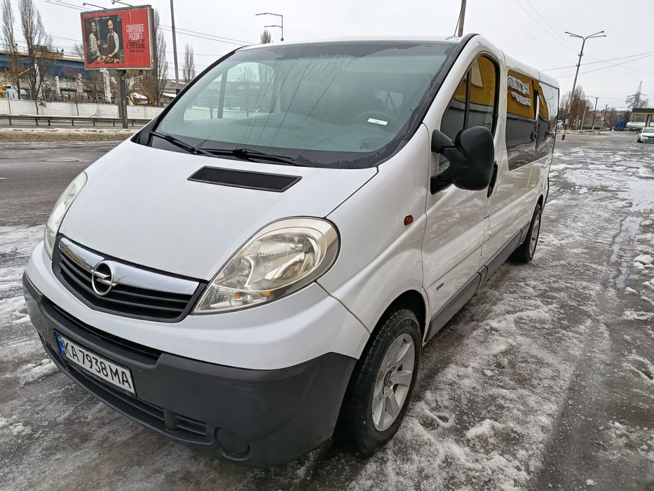 Продам Опель Віваро