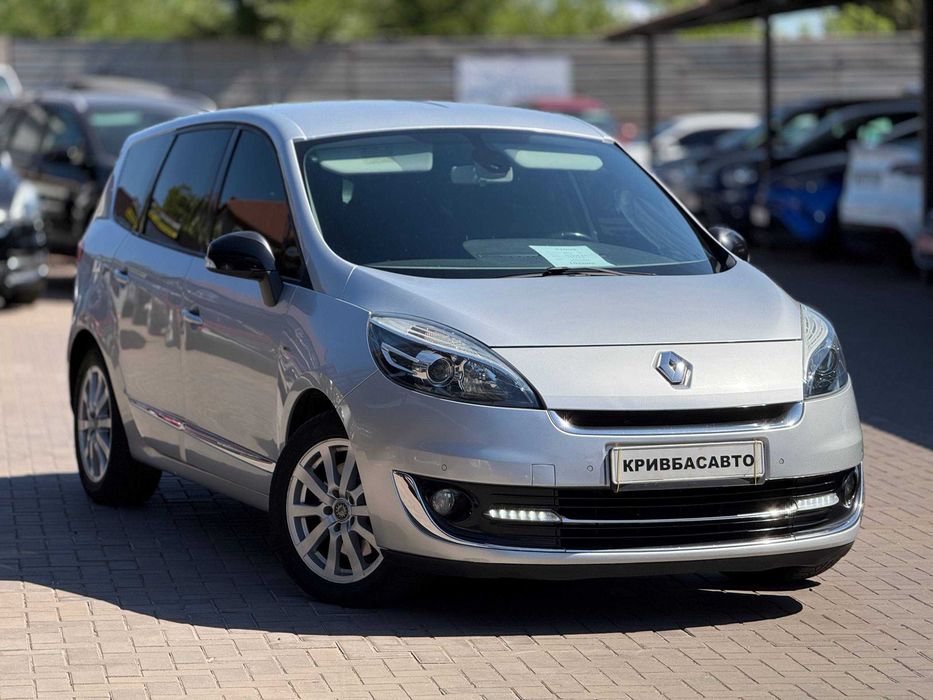 Renault Grand Scenic 2012