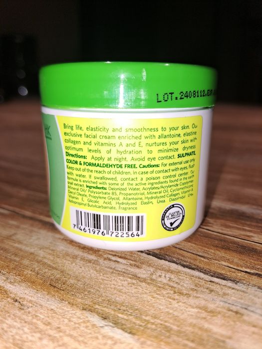 Baba de caracol krem na noc