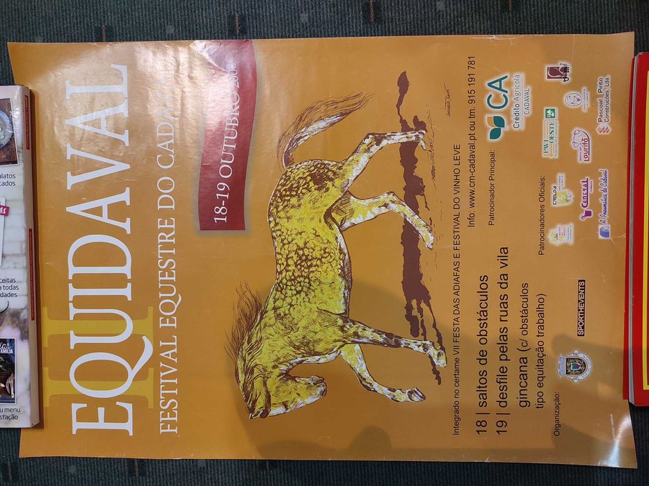 3 cartazes antigos de eventos equestres