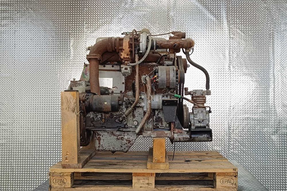 Silnik spalinowy - Andoria Leyland SW266 / 4CT107 Star 742 Autosan H6