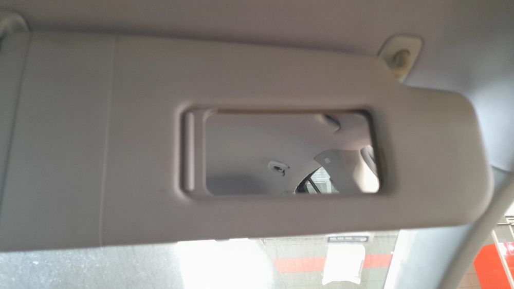 Pála de sol direita VOLKSWAGEN Golf V (1K1)