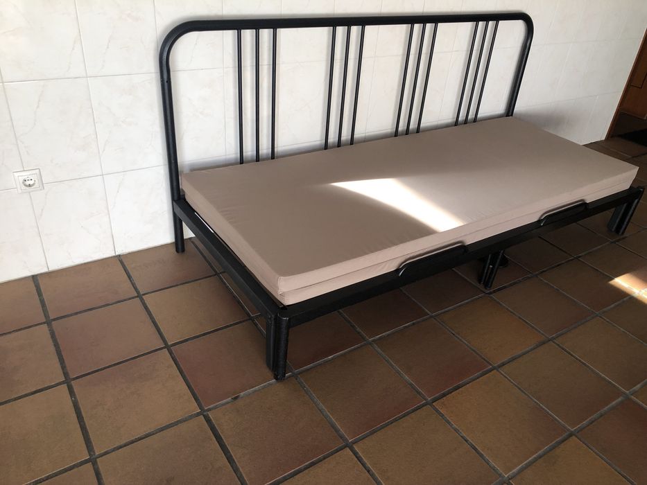 Cama de solteiro / casal Extensivel em ferro
