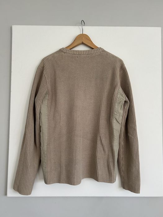 Beżowy dzianinowy sweter