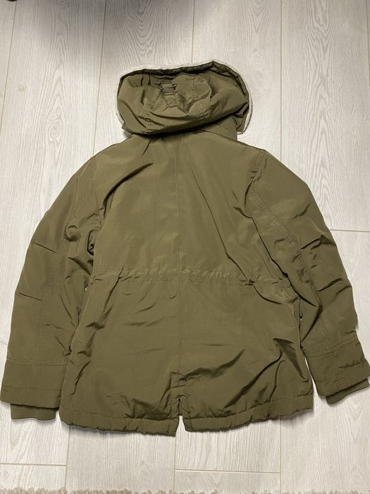 Дитяча парка H&M оливково-зелена з хутром, розмір 129