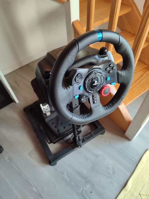 Volante Logitech G29 + Pedais + suporte + Mudanças 
Volante + Pedais LOGITECH G29 Driving Fo