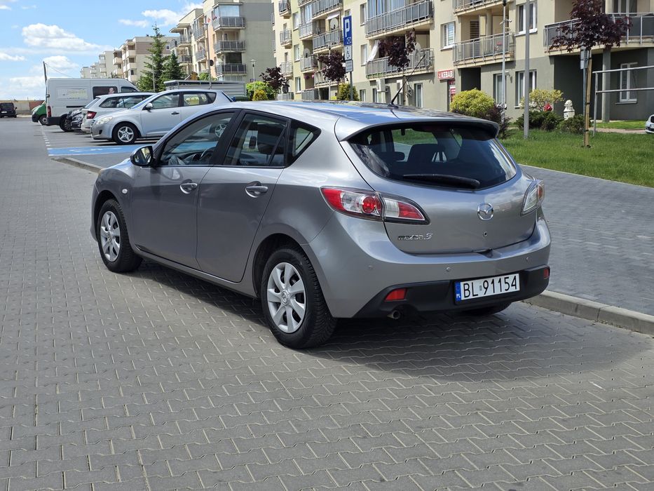 Mazda  2011r, pewne auto