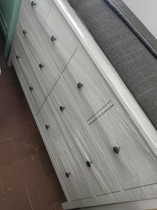 Cómoda hemnes IKEA 8 gavetas