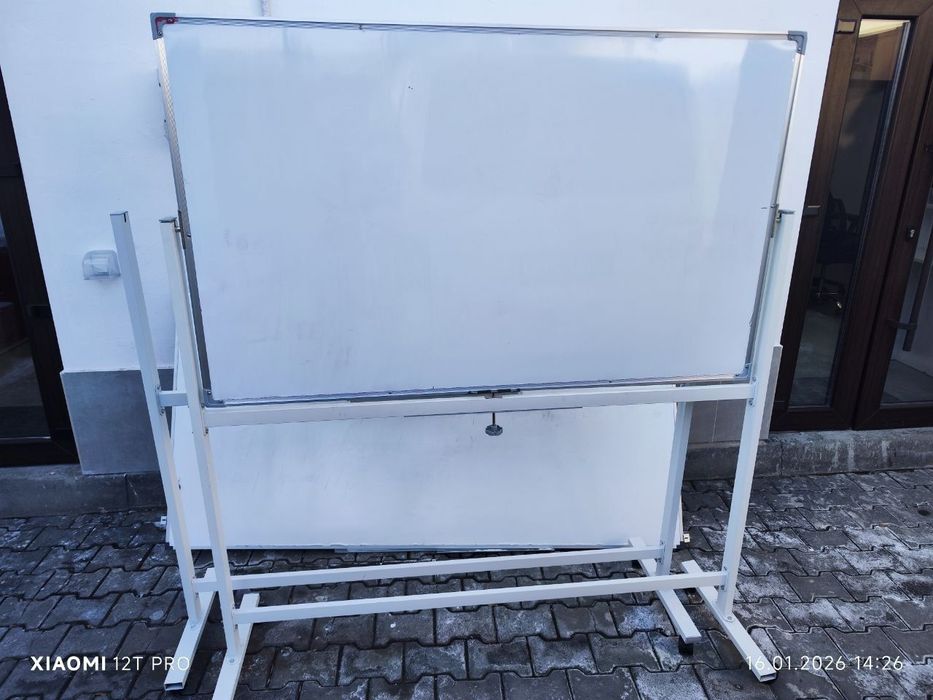 Маркерная и пробковая доска . Флипчарт.