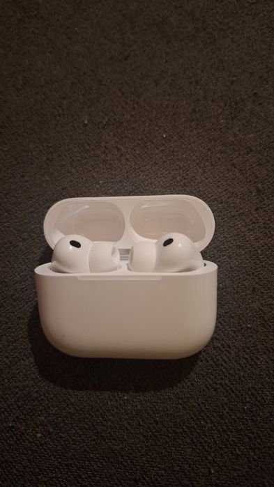 Apple air pods pro 3 (2025)