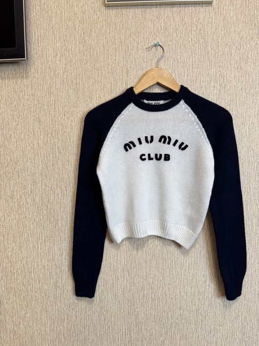 Шикарний кашеміровий светр з круглим вирізом miu miu club , оригінал