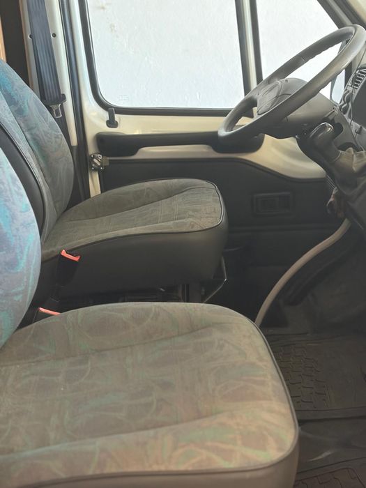 Auto caravana em bom estado