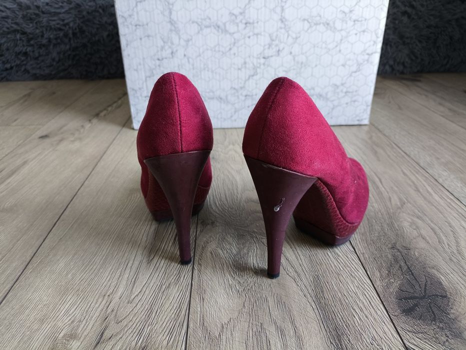 Buty na obcasie graceland 37