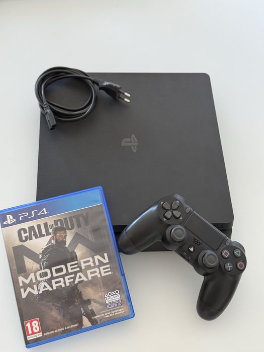 PS4 Slim 1TB – CUH-2216B