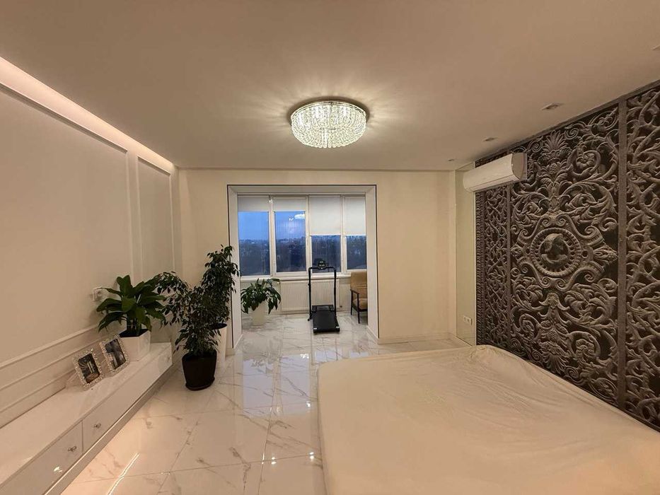 Продаж 1к квартири з ремонтом