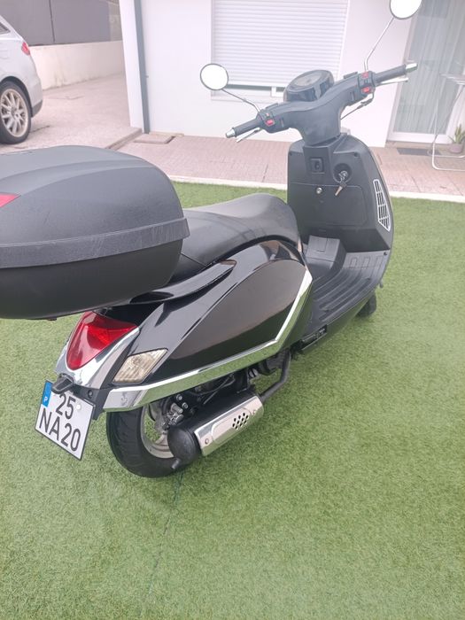 Scooter 125 venda retoma carro ou moto
