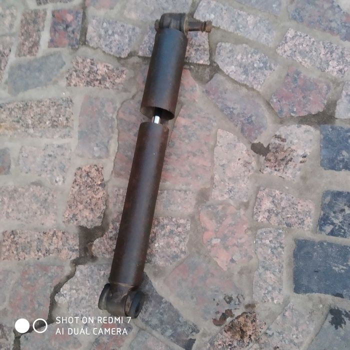 Запчастини до вантажних авто