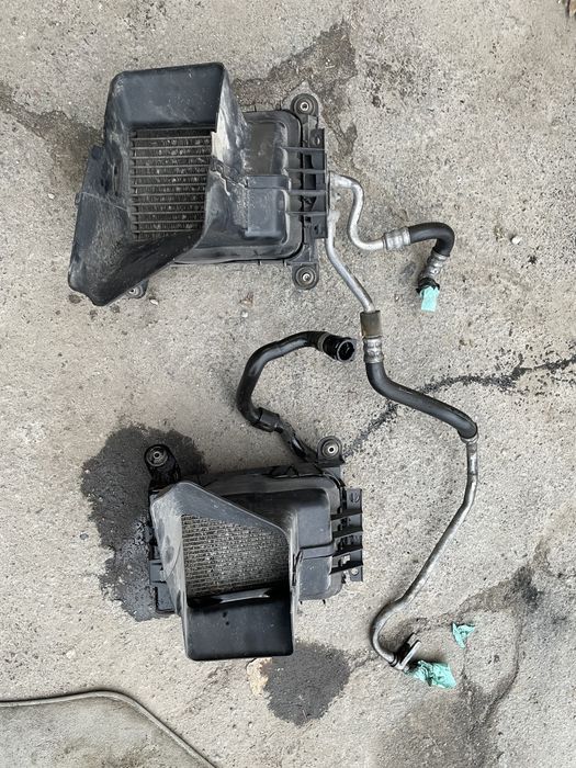 левый доп радиатор bmw 335 340 f30