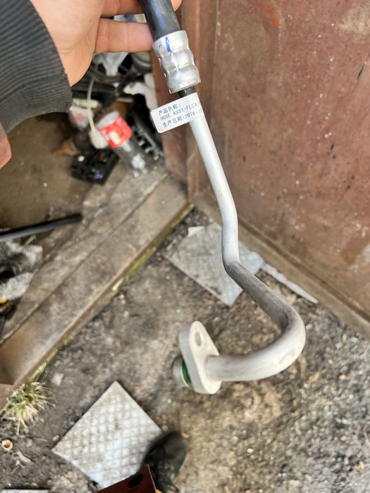 Трубка кондиционера Nissan Rogue T32