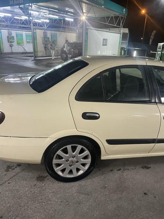 Nissan Almera 2.2