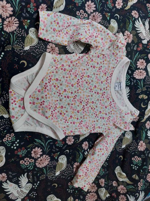Body rozm 56 kwiatki piękne