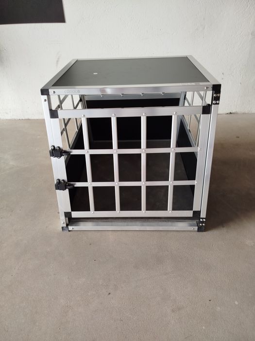Transporter dla psa Cadoca czarny M 54 cm x 70 cm 51 cm