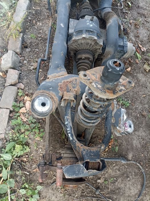 Audi A6C5 кватро задняя балка подрамник в сборе