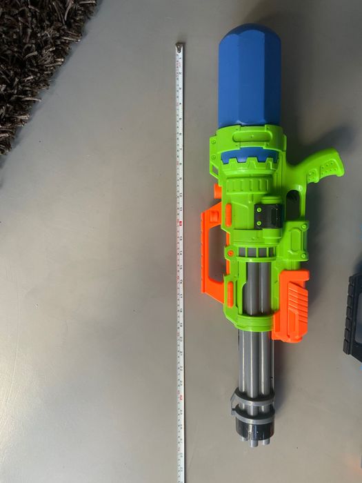 2x pistolas de água
