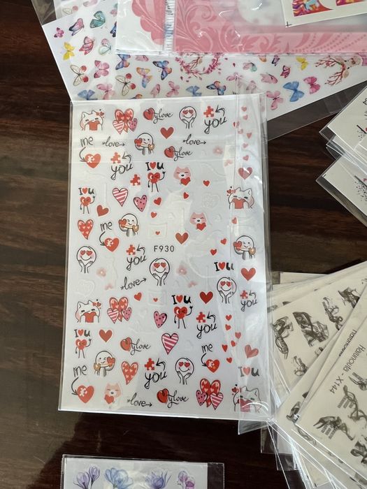 Наклейки для ногтей 46шт