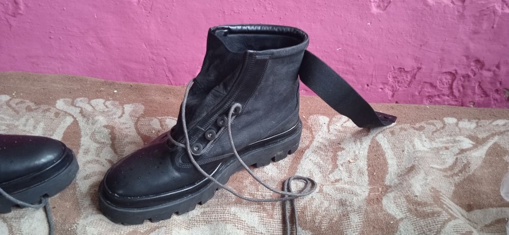 Czarne buty   wysokie