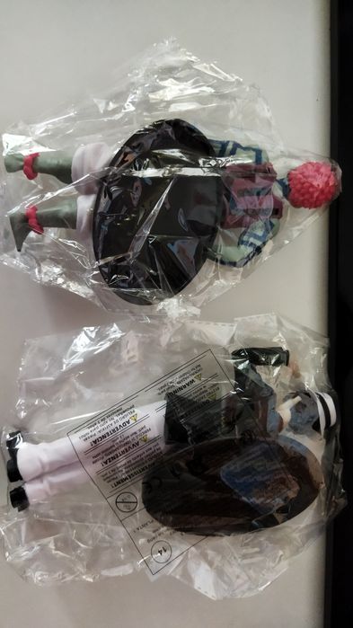 Demon Slayer novos  figuras porta chaves futebol e dinausaros novos