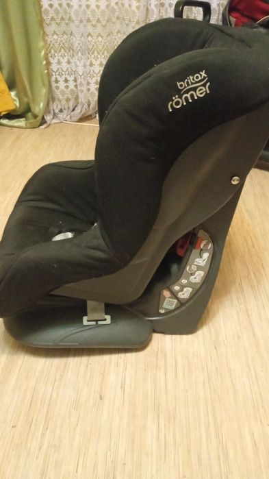 Автокрісла Britax romer