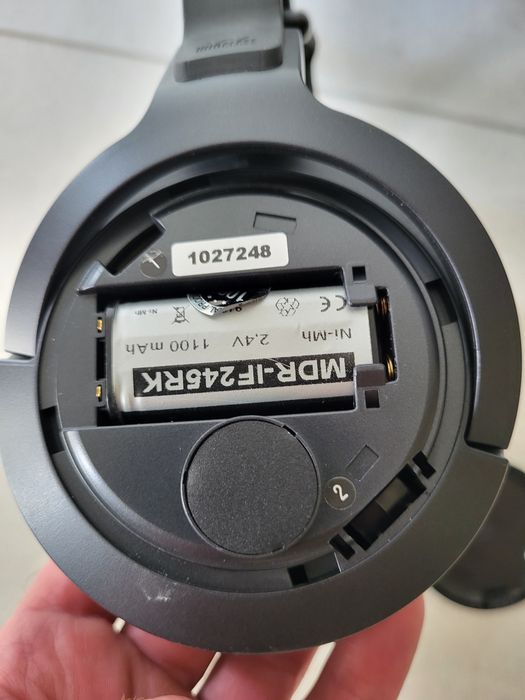 Słuchawki bezprzewodowe Sony TMR-TF840R