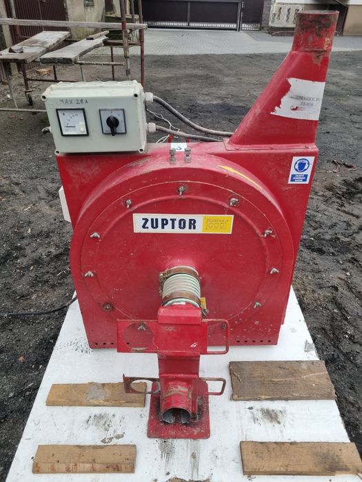Śrutownik Rozdrabniacz bijakowy ssąco-tłoczący ZUPTOR 1600 R | 15 kW
