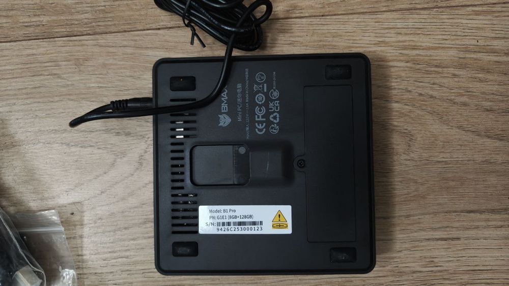 Комп'ютерні системні блоки B1 Plus