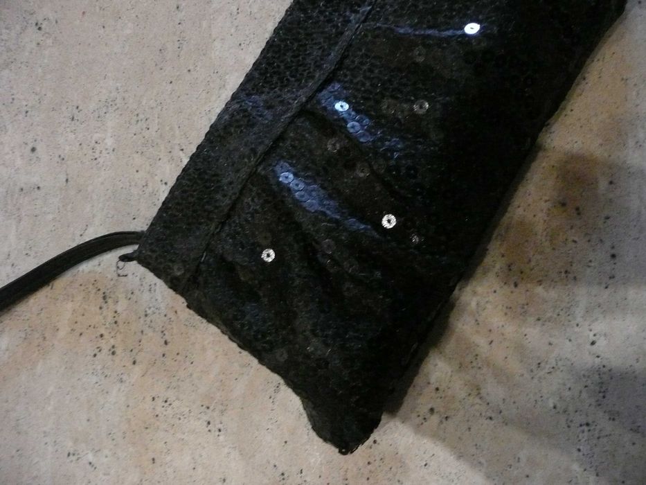 torebka kopertówka z cekinów NOWA