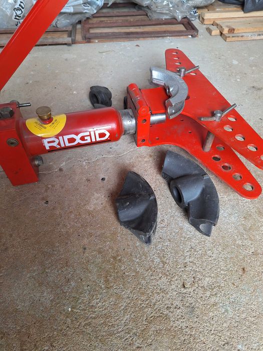 curvadora de marca ridgid como nova