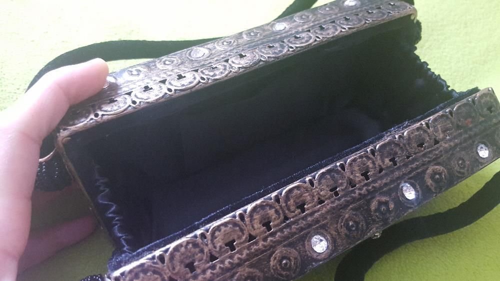 Torebka prostokątna zdobiona elegancka