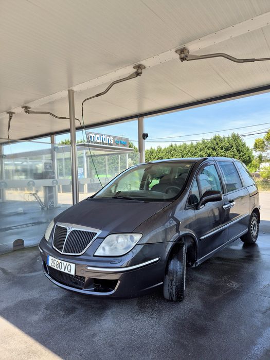 Lancia phedra 2.2 jtd